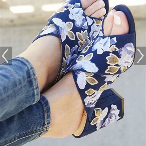 Sole Society Embroidered Mules Luella Slip On Sandals Chunky Block Heels - Picture 9 of 9